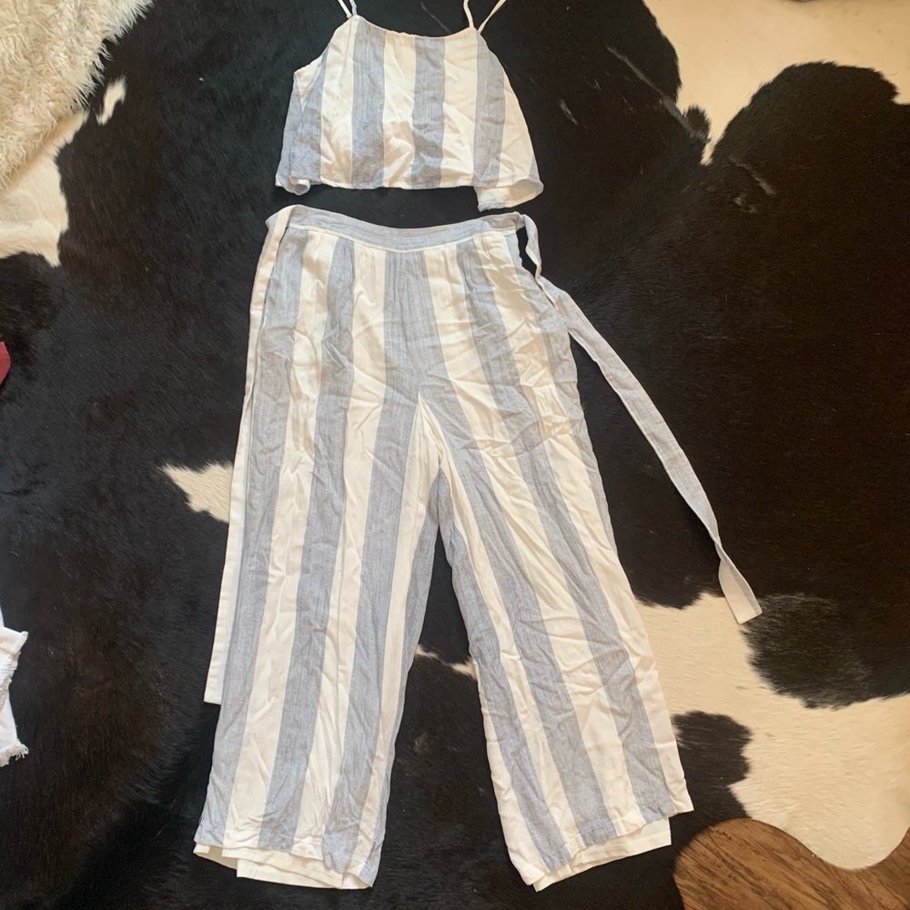 Two Piece Set - Picture 2 of 3